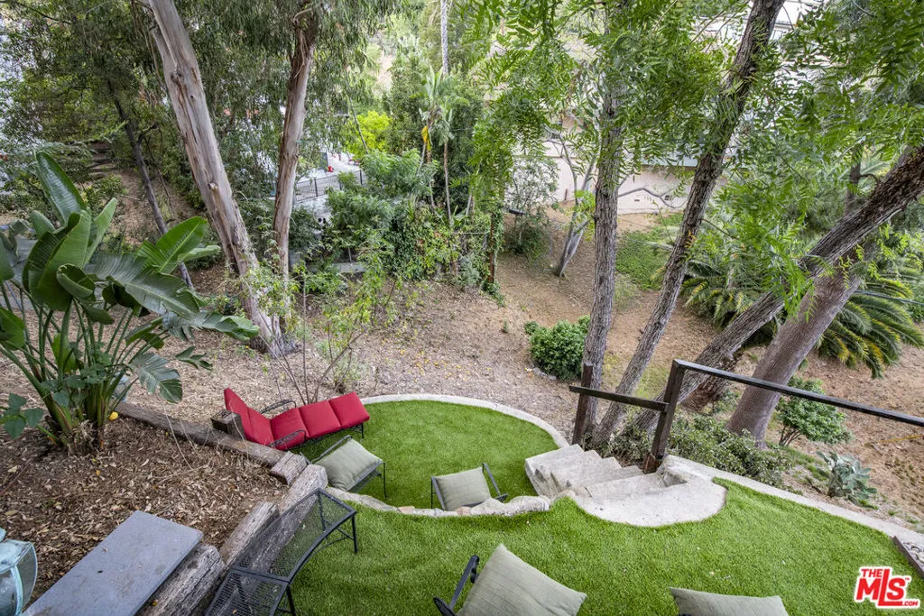 2882 Belden Drive, Los Angeles, California 90068 home-pic-43